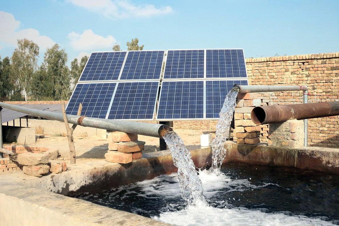 Grundfos CU202 SQFlex y serie SQF: una solución eficiente para bombeo solar autónomo
